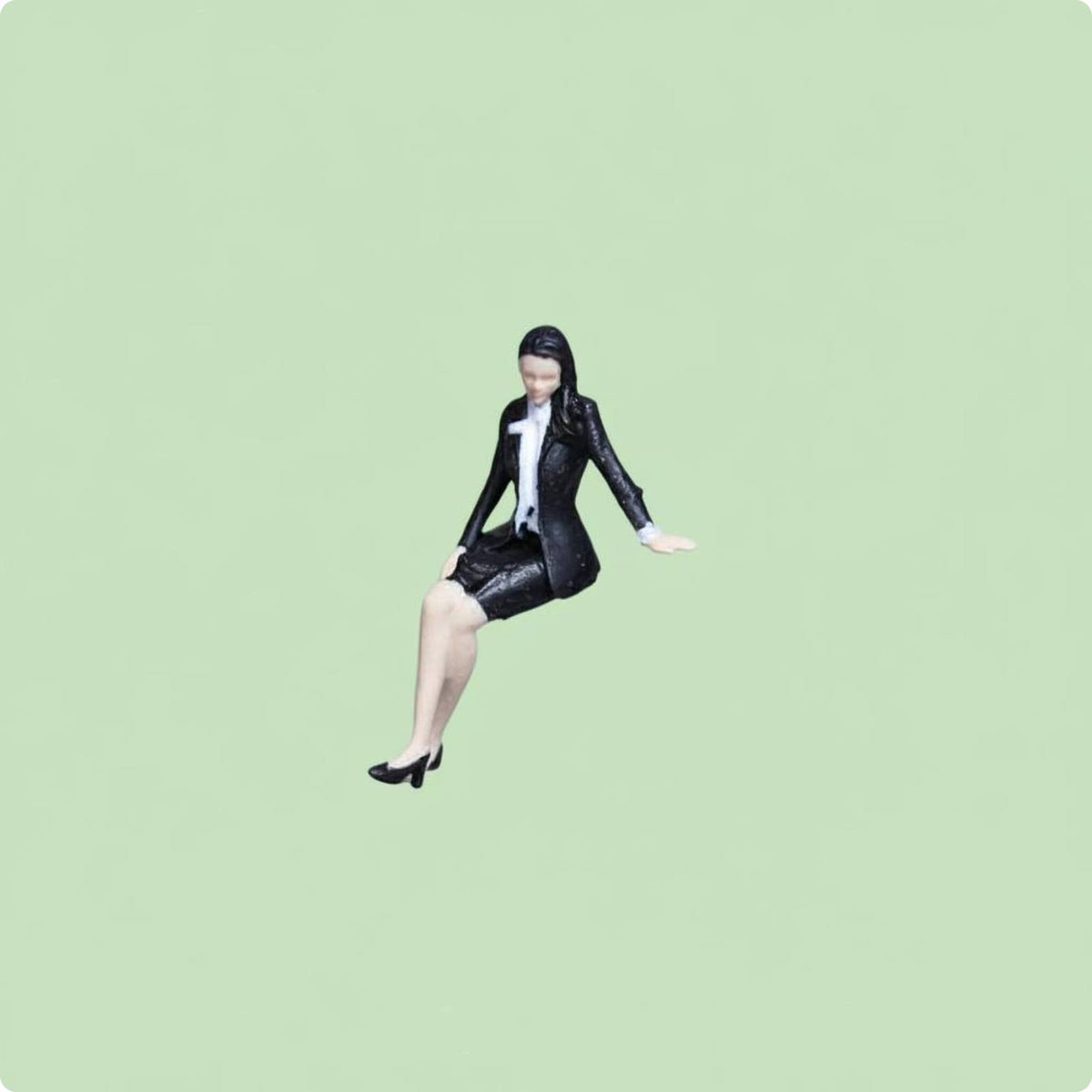 5 Pieces Car Showroom Sales Girl Figure Display Scene Accessory for Sand Table