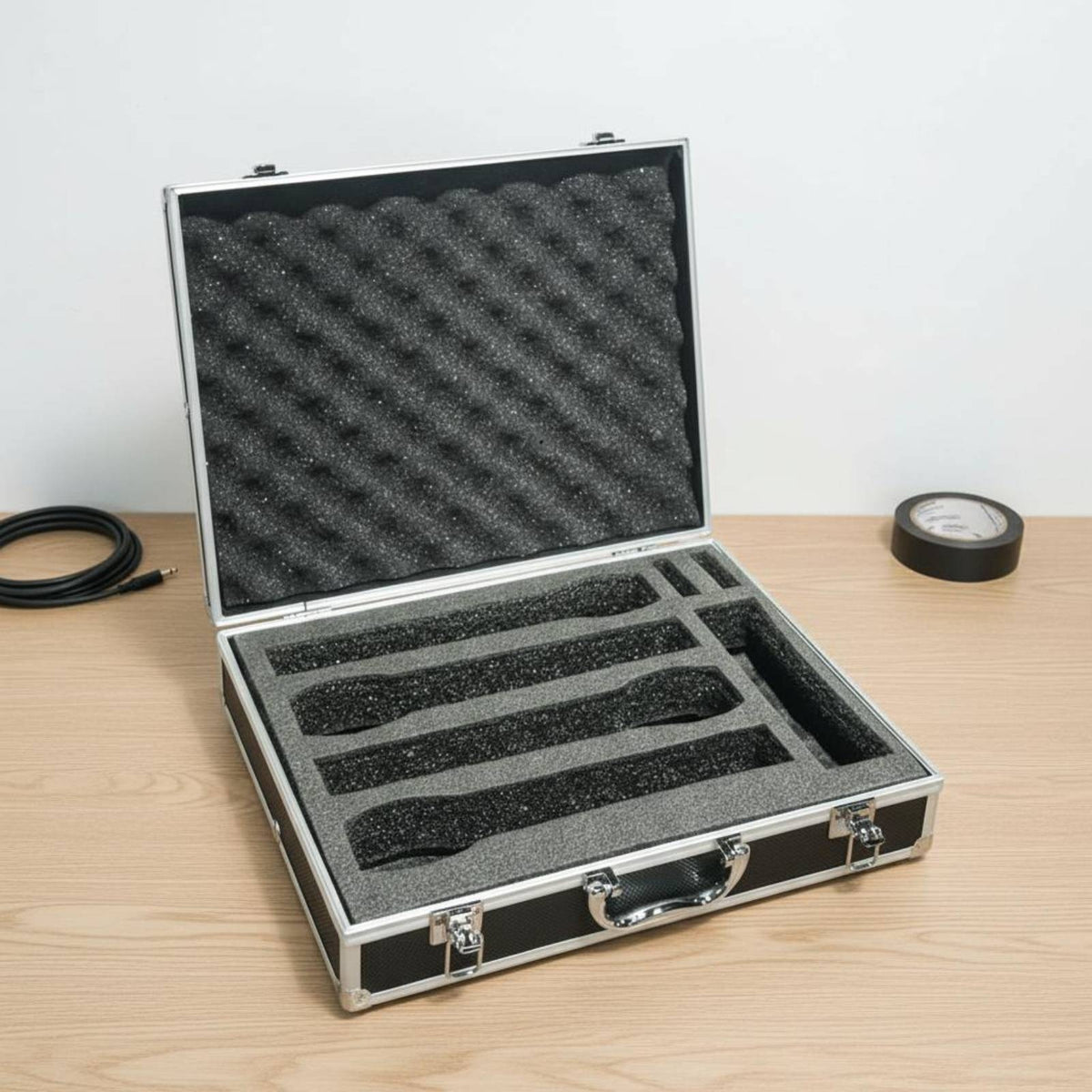 Aluminum Audio Device Case Secure Lock Portable Audio Device Carry Case for Djs