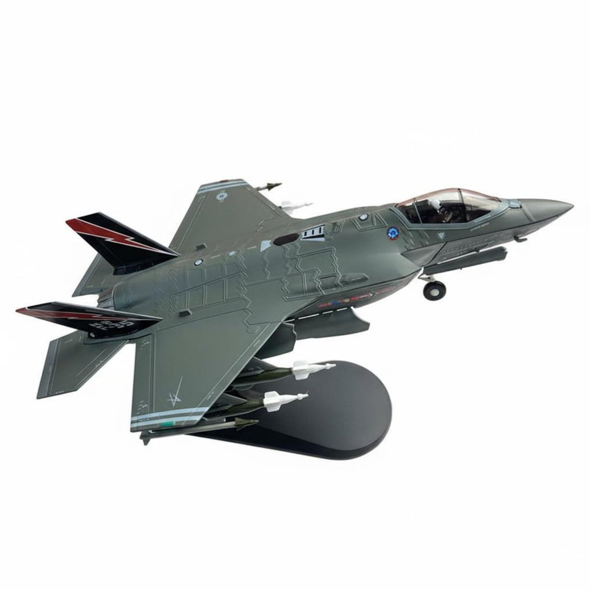1/72 Scale F-35A Model Pre-Assembled F-35A Combat Aircraft Model Highly Detailed