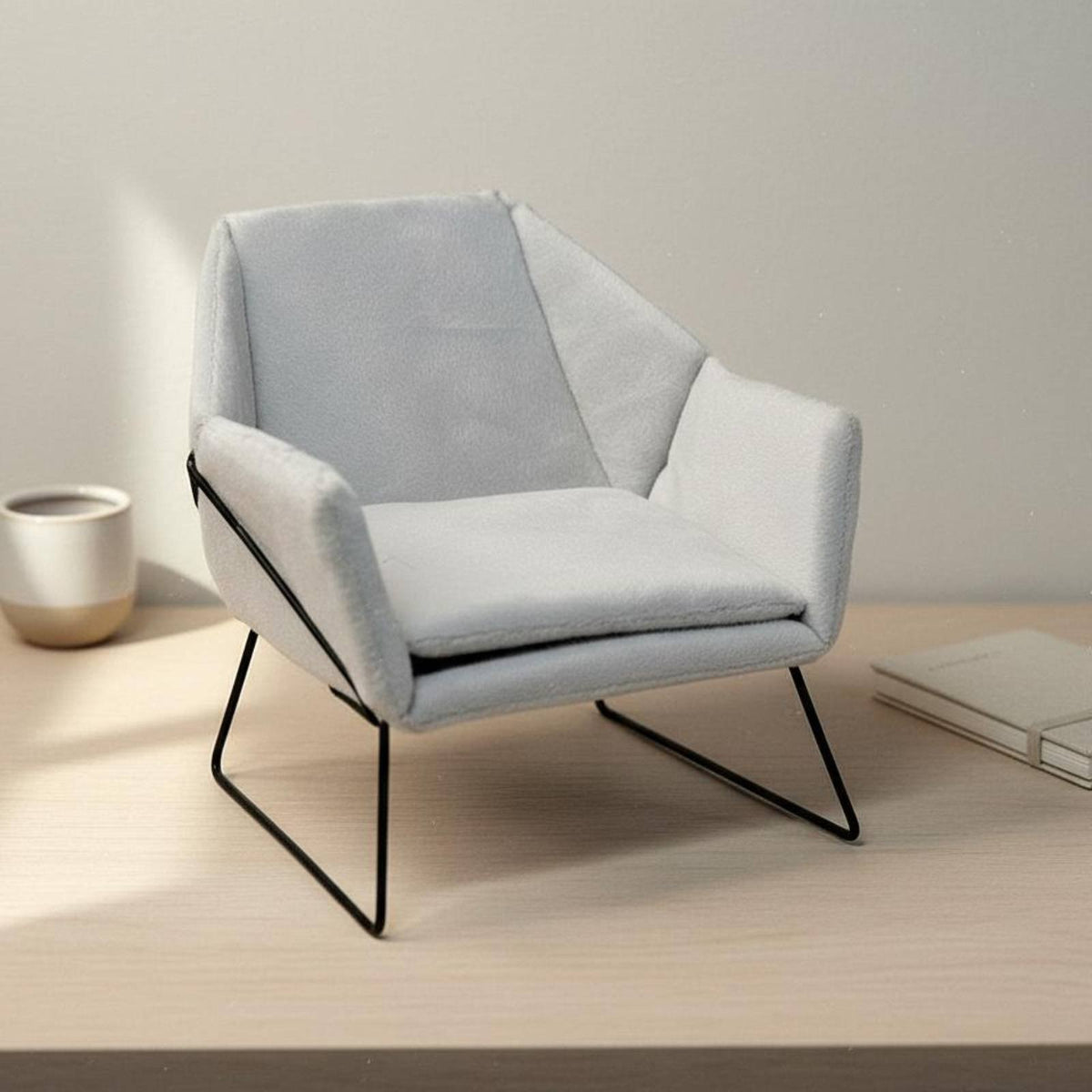 1/6 Scale Textile Armchair Artisan-Made Miniature Armchair Model European