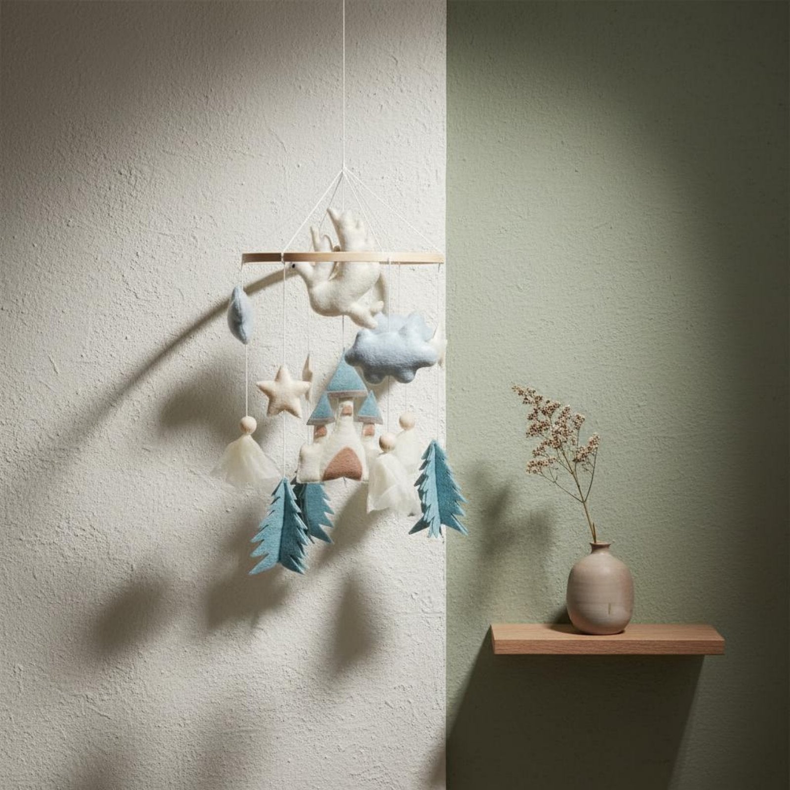 Textile Crib Mobile Nordic Crib Ornament Boho Design for Infants