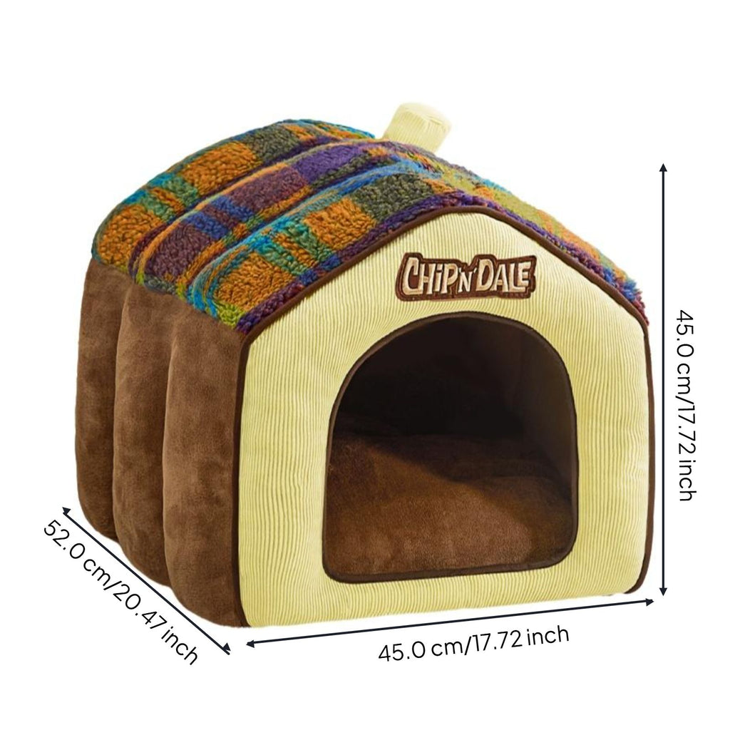 Insulated pet house with removable indoor bed