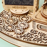 Camera Frame Model Retro Gramophone Model Gift for Young Crafters