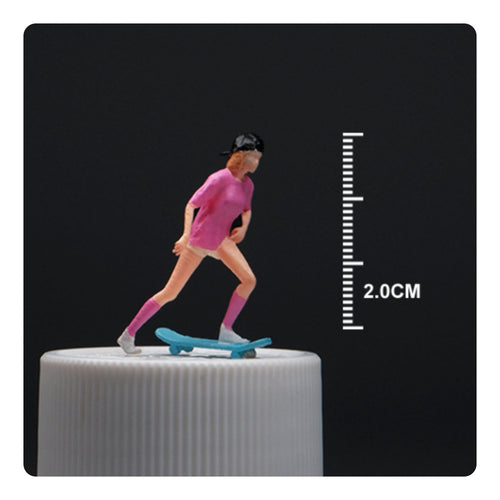 1/64 Scale Skateboarder Figure Photography Prop Handpainted Resin Figure