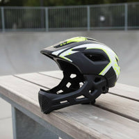 Children's Full Coverage Face Helmet Expanded Polystyrene Foam Shell Children Bike Helmet Breathable Protection for Skateboarding
