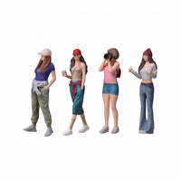 4 Pieces 1:64 Resin Figure Set Small Group Display Model