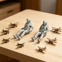 2 Figures Fighter Jet Crew Member Figures 1/48 Size Fighter Jet Crew Members 3D Printed F-16D Model for Display