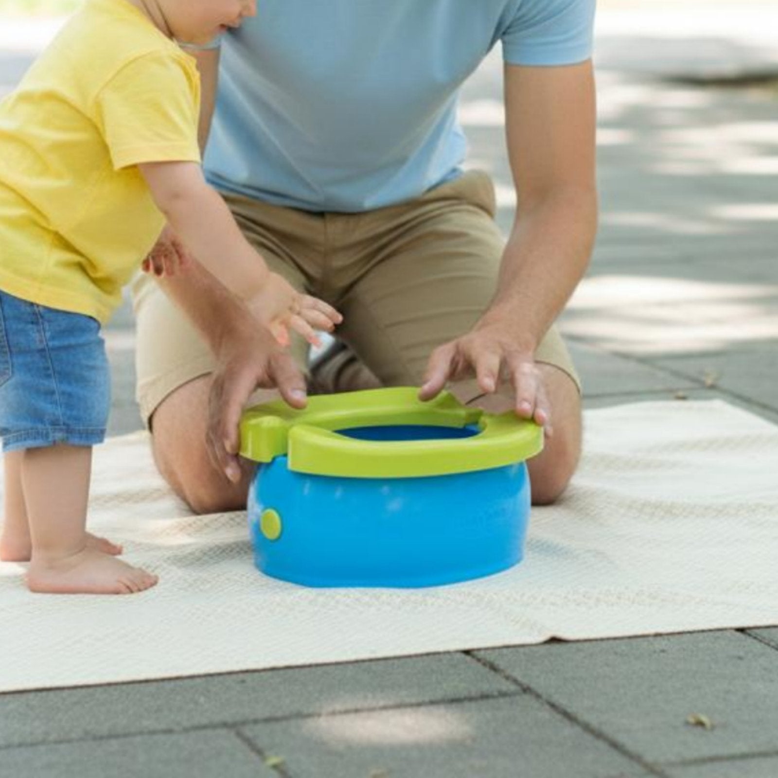 Folding Travel Potty Easy to Clean Foldable Toilet Seat Splash-Proof
