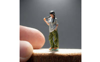 1/64 Miniature Woman Figurine Realistic Scene Props Female Miniature Figure