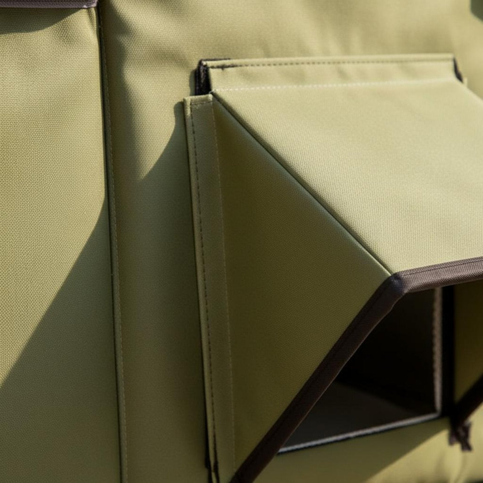 Foldable Pet House Detachable Waterproof Feline Shelter Winter-Proof for Patio