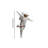 1/64 Scale Astronaut Figurine Resin Material Miniature Space Figure