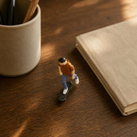 Skateboarding Figure Resin Figurine Realistic Elaboration Rolling Board