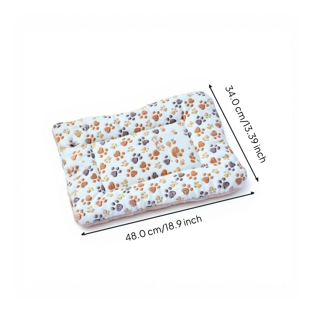Machine washable plush pet bed