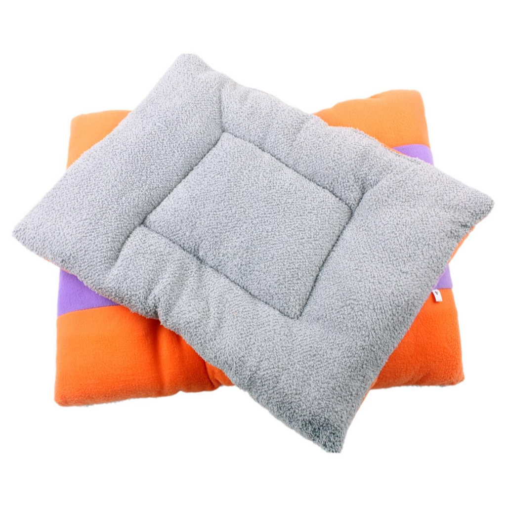 Plush fleece dog bed mat, non-slip, warm, for large dogs