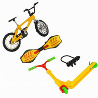 4 Pieces Mini Finger Toy Set Display Folding Finger Scooter
