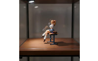 1:64 Girl Figurine High Fine Workmanship Painted Resin Figurine Detailed Finish