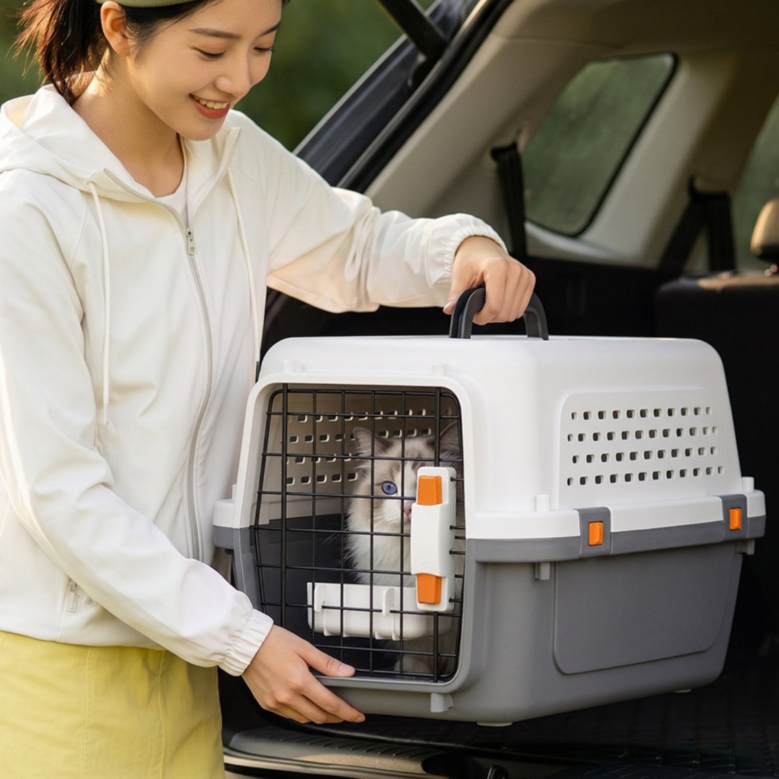 Hard-Shell Pet Carrier Portable Hard Sided Pet Carrier Sturdy