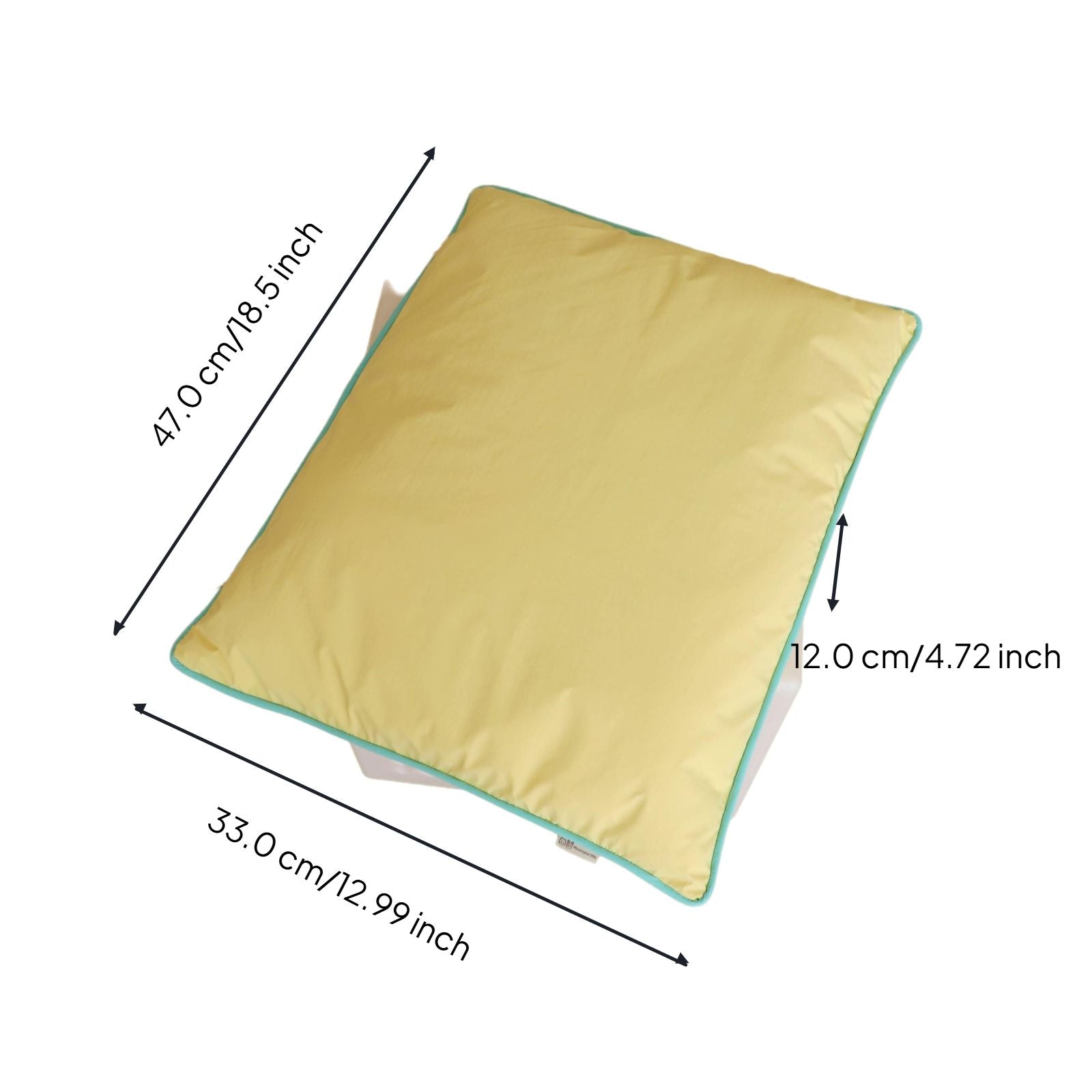 Waterproof non-slip pet bed