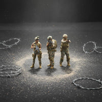 3 Pieces 1:64 Warrior Model Set High Intricacy Combat Warrior Display Scene