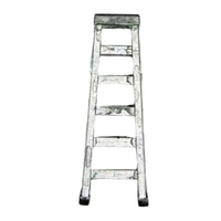 Miniature Step Ladder Weathered Ladder Model with Rungs Textured Diorama Accessory for Dioramas, Workshop Scenes