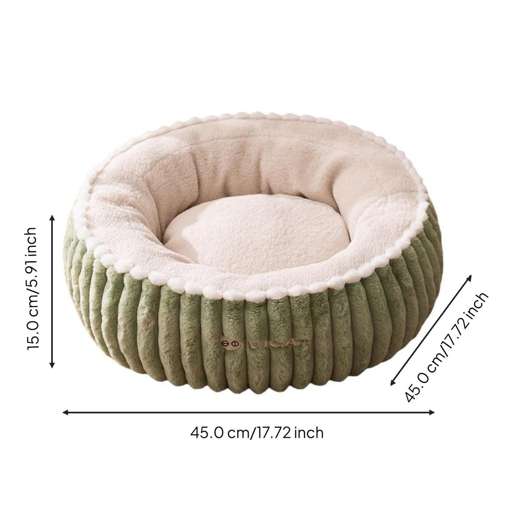 Machine washable pet bed