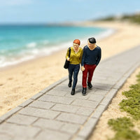 Miniature Couple Figurine 3D Display Piece Resin Couple Statue Freestanding