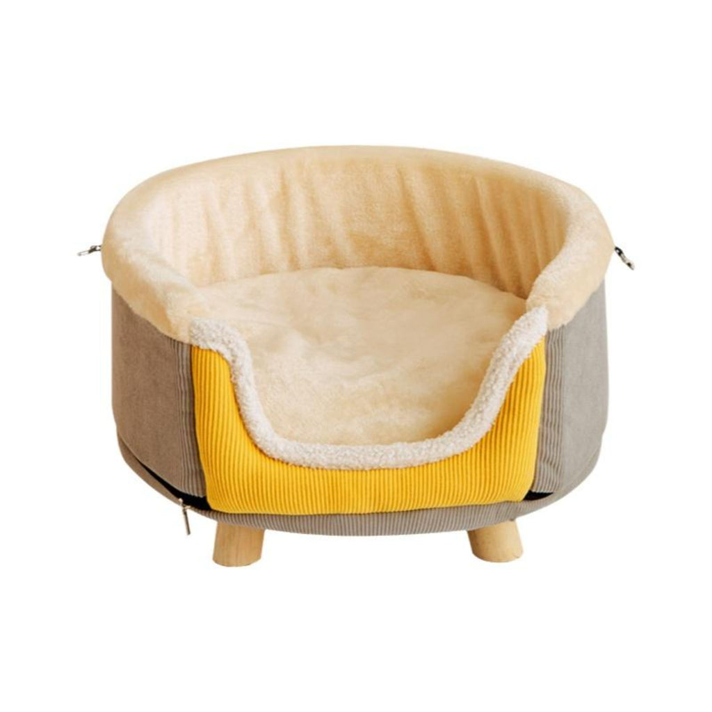 Removable plush cat bed offers indoor comfort