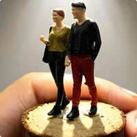 Miniature Couple Figurine 3D Display Piece Resin Couple Statue Freestanding