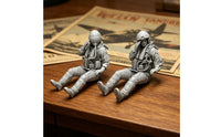 2 Pieces Detection Officer Figure High Detail Seated Cockpit 3D Printed Flyer Figures for Hobbyists