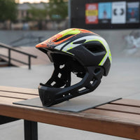 Children's Full Coverage Face Helmet Expanded Polystyrene Foam Shell Children Bike Helmet Breathable Protection for Skateboarding