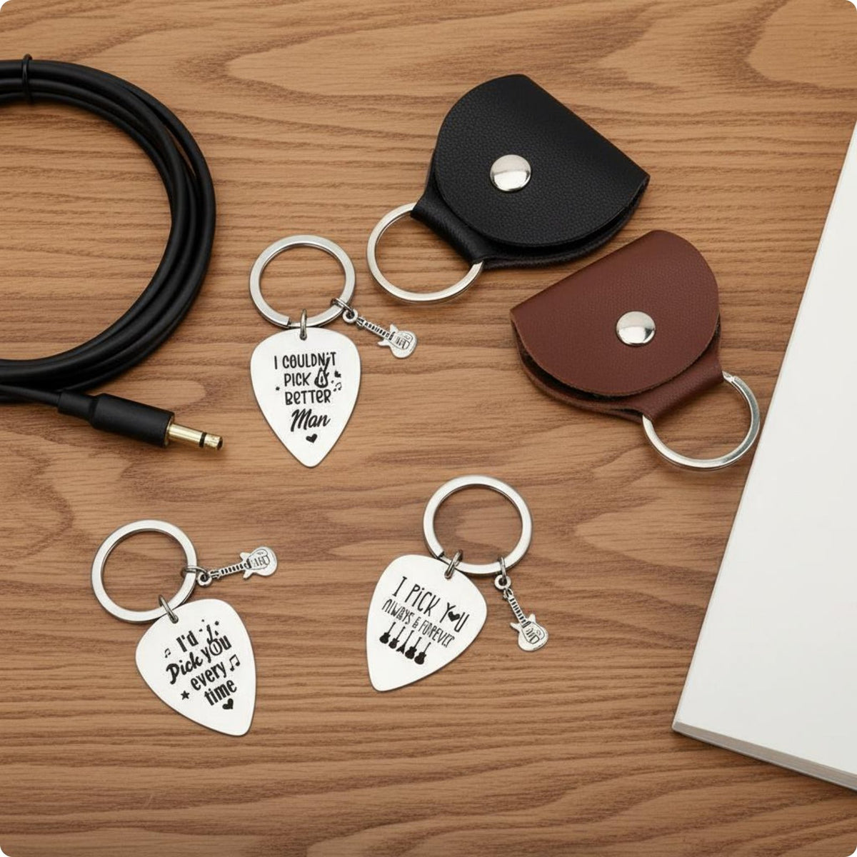 Stainless Steel Guitar Pick Keychain Long-Lasting for Practice