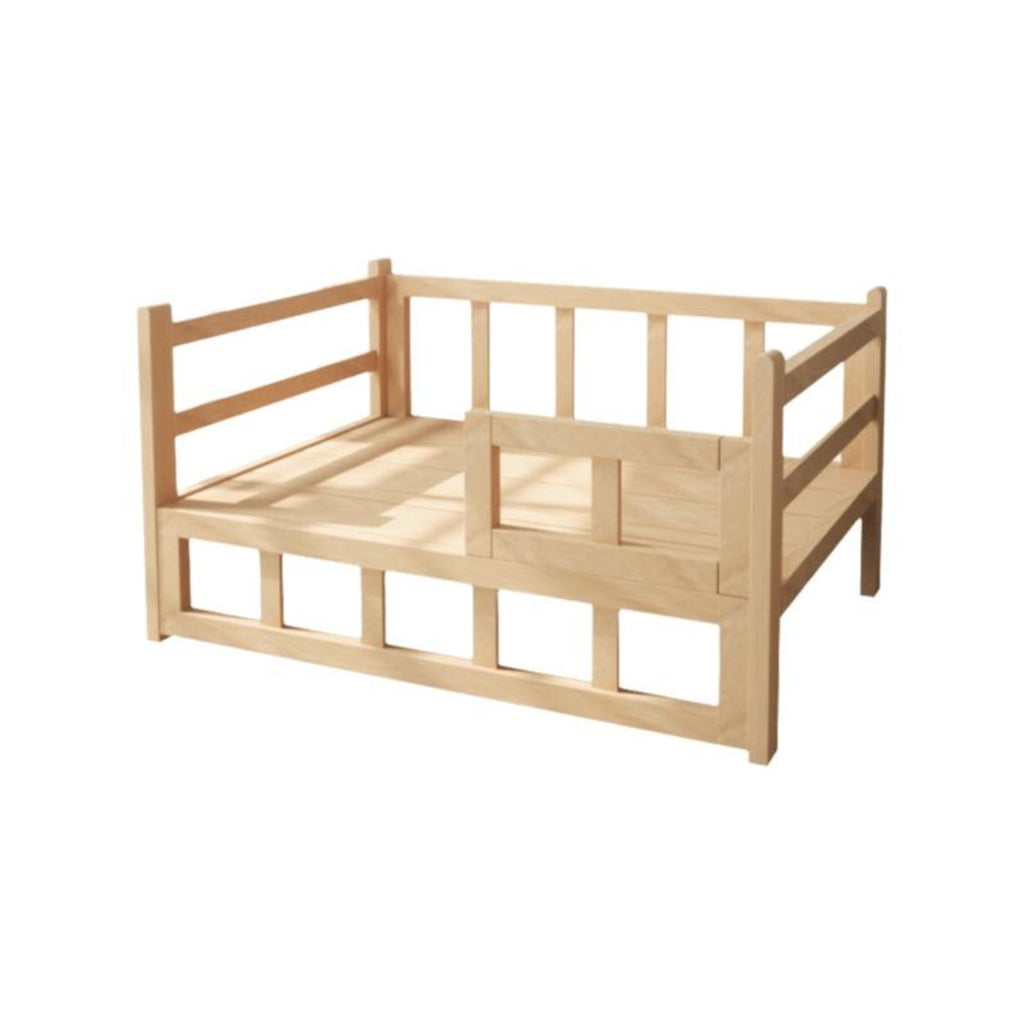 Elevated wooden pet bed, breathable
