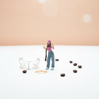 1:64 Scale Female Figure Refined Workmanship Resin Scene Figure Hand Painted