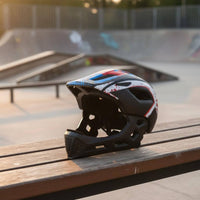 Children's Full Coverage Face Helmet Expanded Polystyrene Foam Shell Children Bike Helmet Breathable Protection for Skateboarding