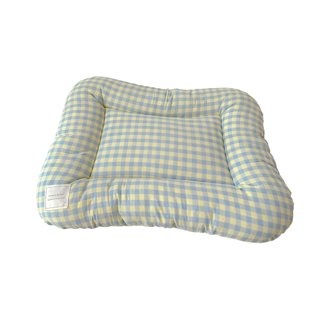 Ultra-soft washable self-warming cat bed for indoor kittens
