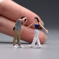 2 Pieces Hand-Painted Resin Figures Detailed Freestanding Scenic Models Miniature Model Person