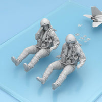 2 Pieces Detection Officer Figure High Detail Seated Cockpit 3D Printed Flyer Figures for Hobbyists