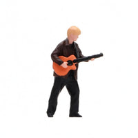 1/64 Scale Guitarist Figurine Realistic Hand-Painted Guitarist Miniature Fragile 1/64 Scale Figurine