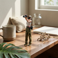 1/18 Scale Photographer Figure Finished Display Piece Painted Miniature Model Unopened Packaging Hand Painted Resin Figurine