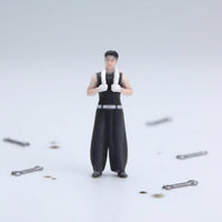 Towel Holding Auto Technician Figure Detailed Paint Auto Technician Figurine Painted Miniature Worker Figurine for Diorama Builders, Display Shelf