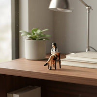 1/64 Seated Woman Figurine Detailed Finish Mini Sitting Lady Statue Display Piece 1:64 Seated Woman Figure for Collectors
