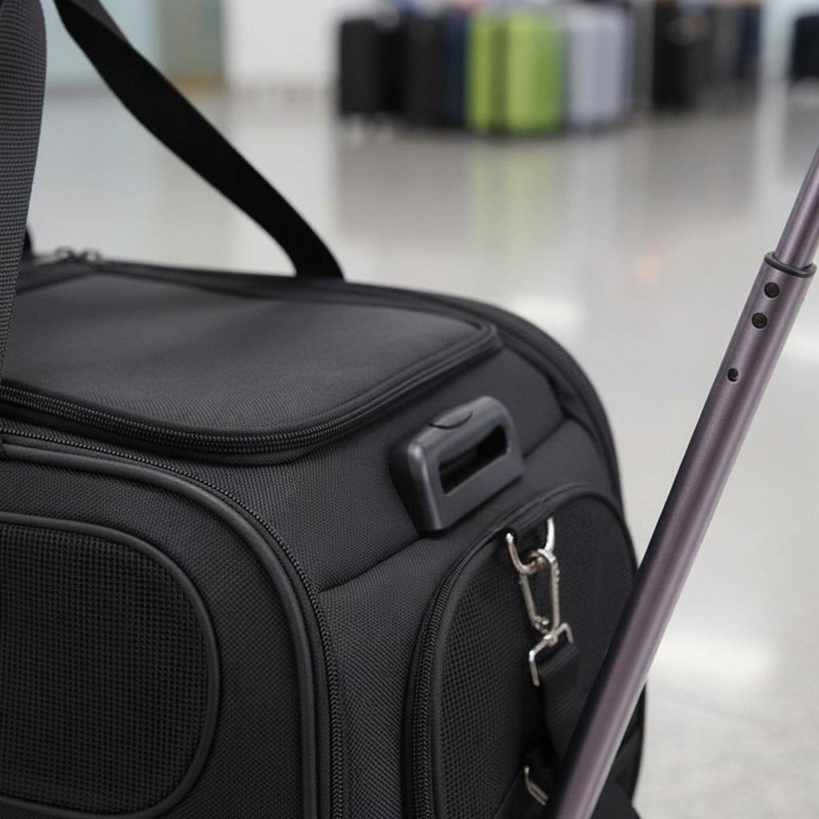 Pet Trolley Case Portable Pet Suitcase Ventilation System for Cats