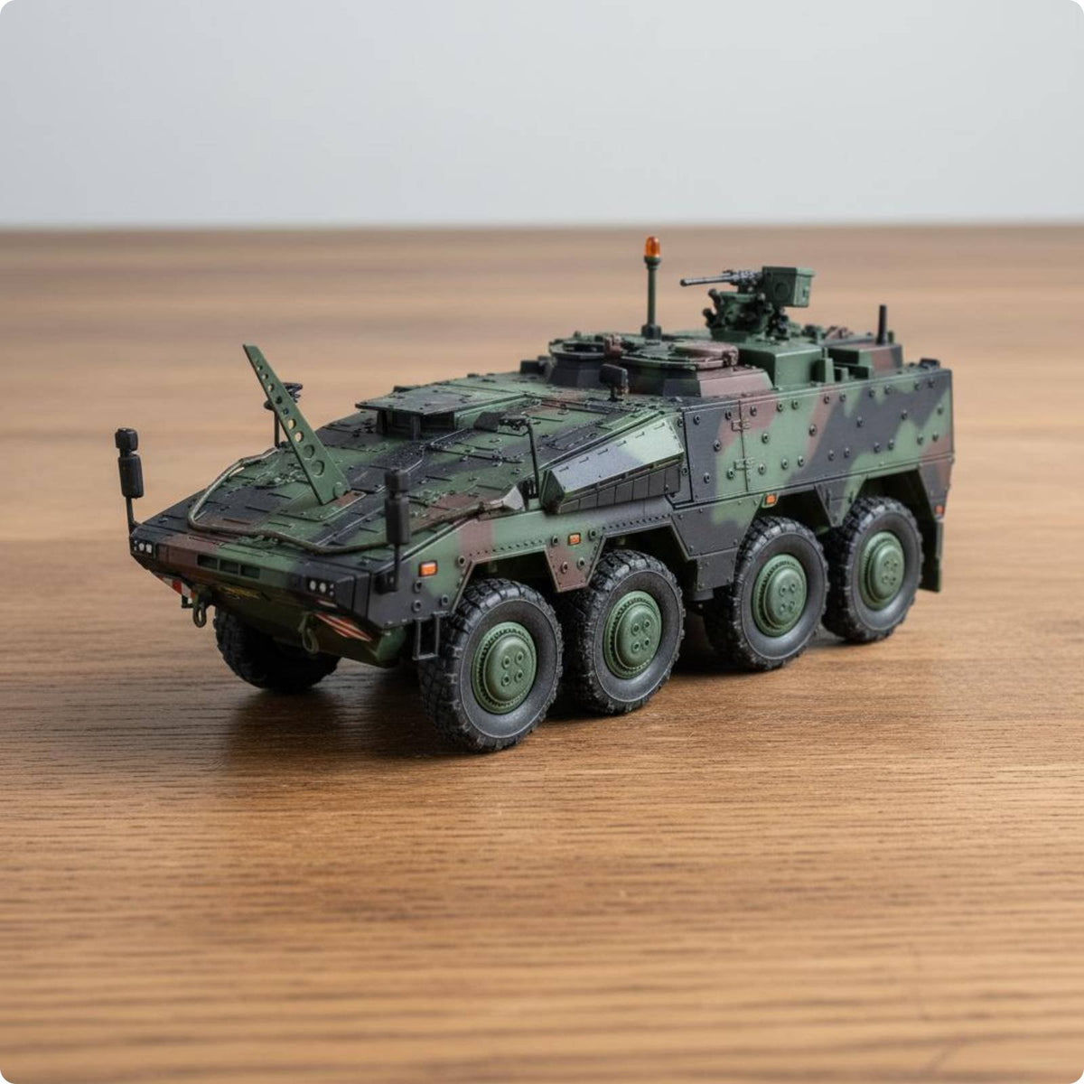 1:72 Armored Fighting Vehicle Control Vehicle Alloy Model Realistic Detailing Collectible Toy for Collectors, Desk