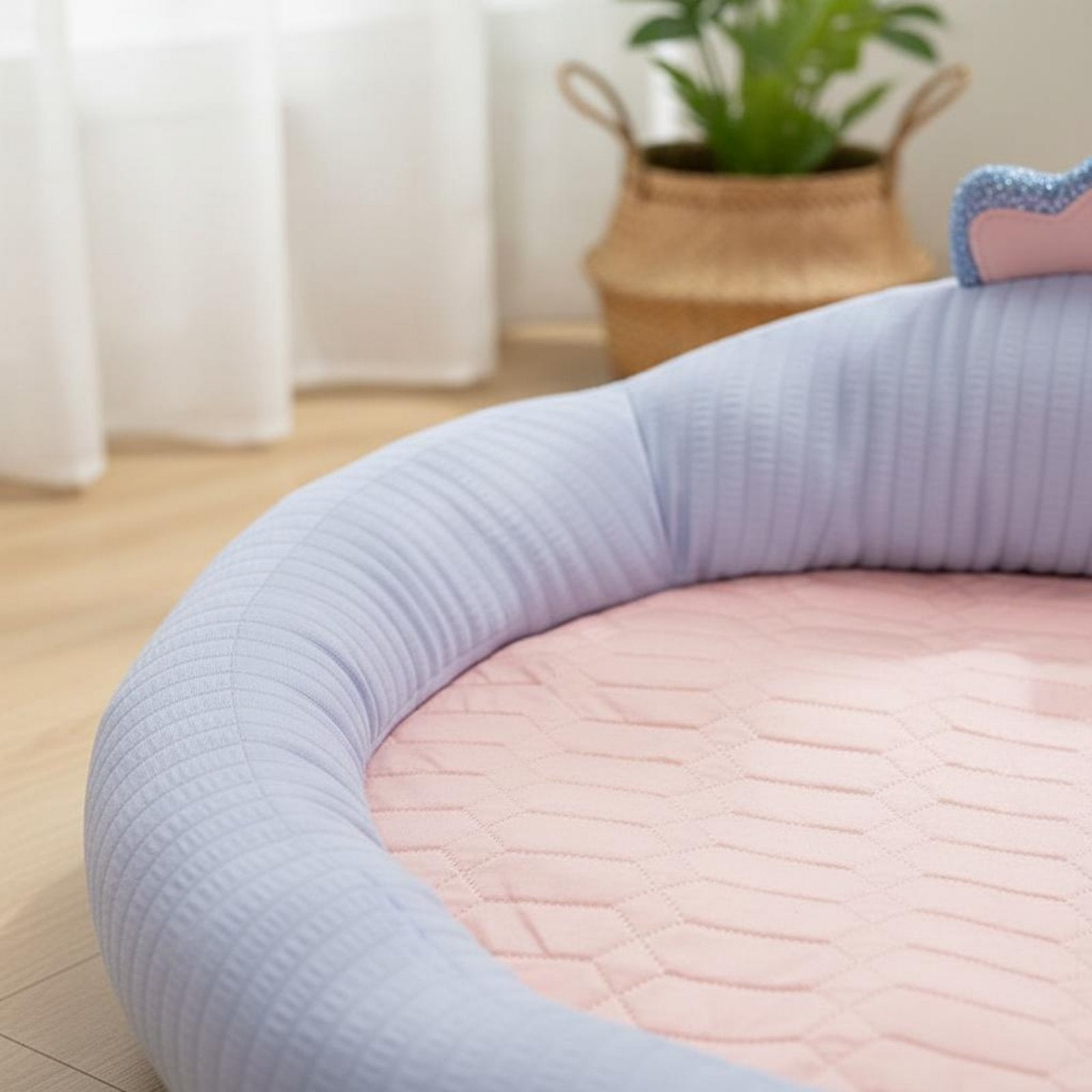 Small Dog Cooling Bed Supportive Raised Rim Bolstered Pet Bed Soft for Summer