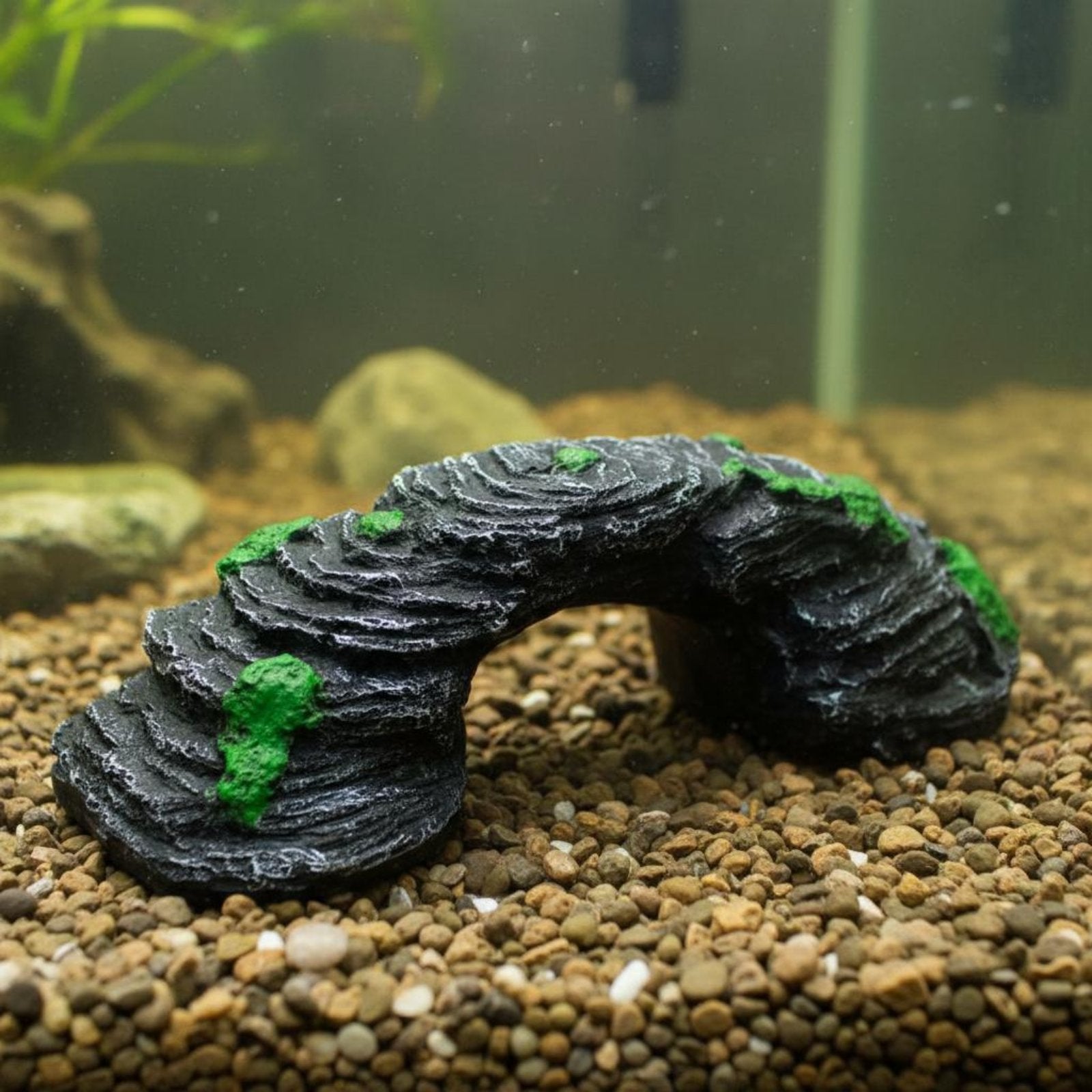 Turtle Basking Ramp Realistic Design Resin Aquarium Bridge Artificial Rock Arch for Reptile Keepers, Aquarists, Vivarium